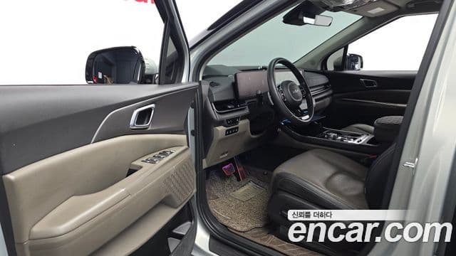 Kia Carnival 2024 — ფოტო 10/20