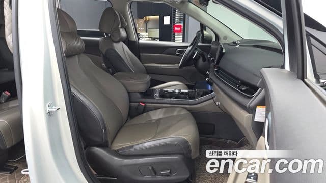 Kia Carnival 2024 — ფოტო 11/20