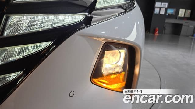 Hyundai Tucson Hybrid 2023 — Photo 9/30