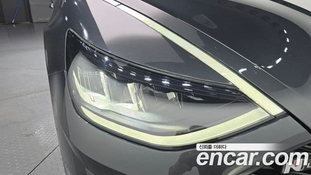 Hyundai Sonata Hybrid 2021 — Şəkil 28/30