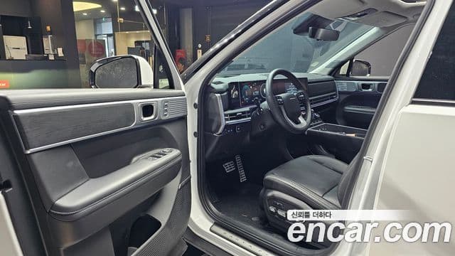 Hyundai Santa Fe 2023 — Photo 17/20
