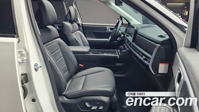 Hyundai Santa Fe 2023 — Photo 14/20