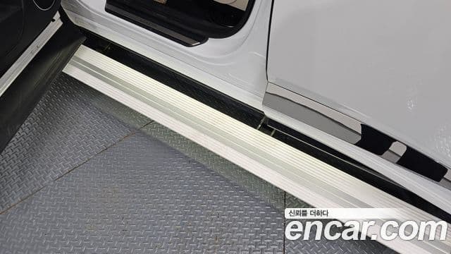 Genesis GV80 2023 — Photo 12/31