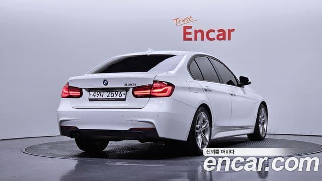 BMW 3 Series 2018 — Şəkil 2/20