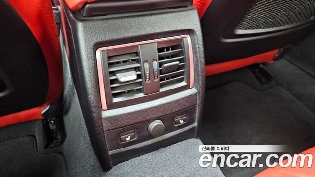 BMW 3 Series 2018 — Şəkil 18/20