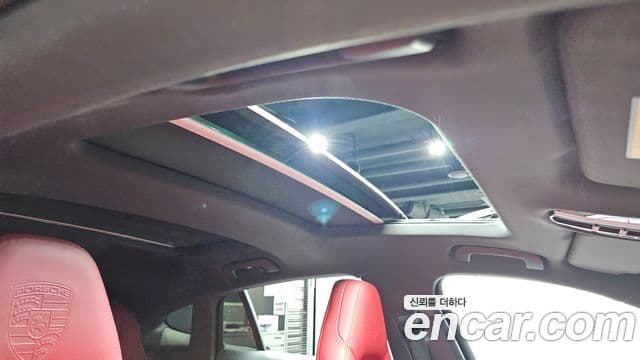 Porsche Panamera 2020 — Şəkil 18/20