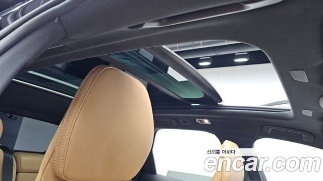 Volvo XC60 2021 — Şəkil 18/20