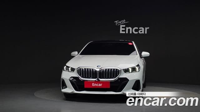 BMW 5 Series 2025 — Şəkil 3/20