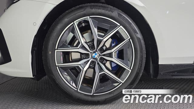 BMW 5 Series 2025 — Şəkil 5/20