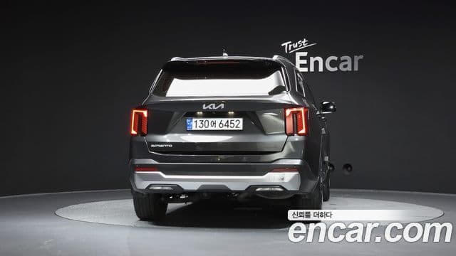 Kia Sorento 2023 — Şəkil 4/20