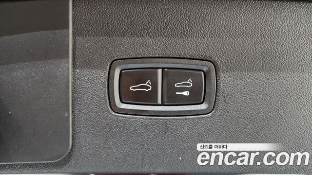 Porsche Cayenne 2022 — Photo 9/20