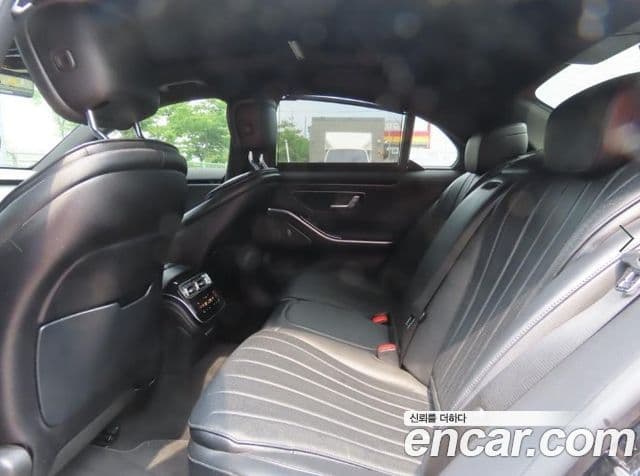 Mercedes-Benz S-Class 2021 — ფოტო 7/20