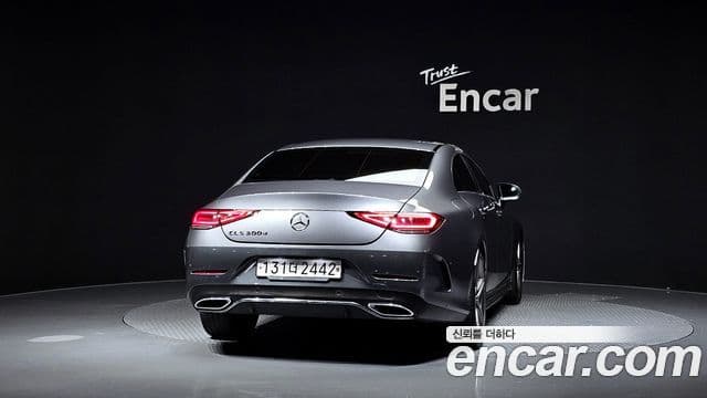 Mercedes-Benz CLS-Class 2020 — Photo 2/20