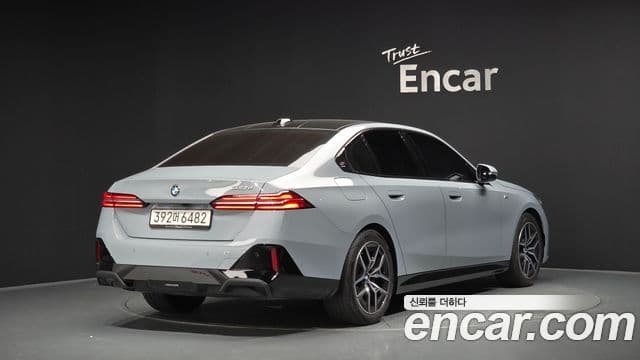 BMW 5 Series 2025 — ფოტო 2/20