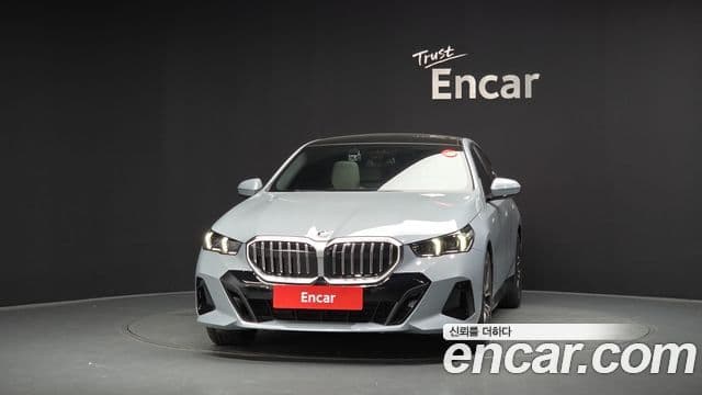 BMW 5 Series 2025 — ფოტო 3/20