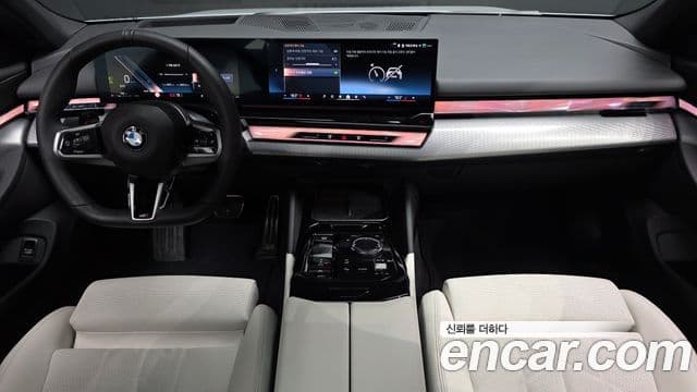 BMW 5 Series 2025 — ფოტო 7/20