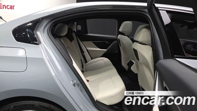 BMW 5 Series 2025 — ფოტო 11/20
