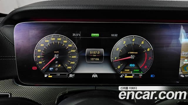 Mercedes-Benz E-Class 2019 — ფოტო 7/20