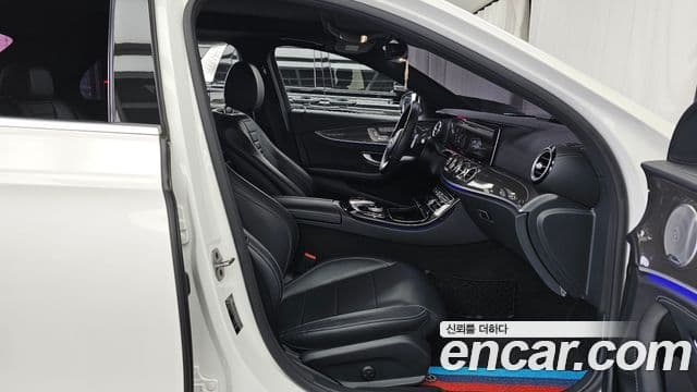 Mercedes-Benz E-Class 2019 — ფოტო 10/20
