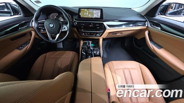 BMW 5 Series 2020 — Şəkil 7/20
