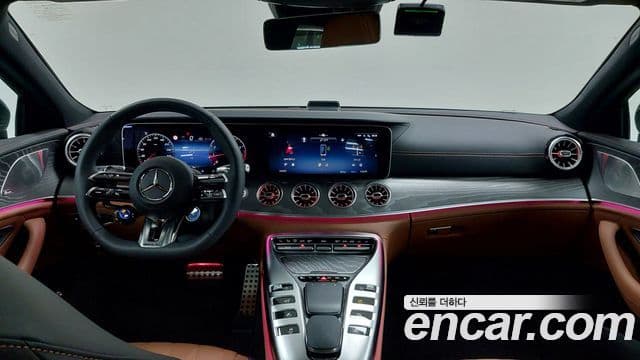 Mercedes-Benz AMG GT 2025 — Şəkil 10/17
