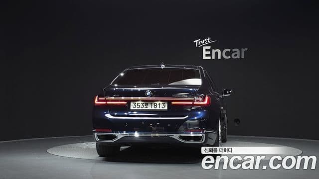 BMW 7 Series 2019 — ფოტო 4/20