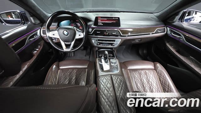BMW 7 Series 2019 — ფოტო 7/20