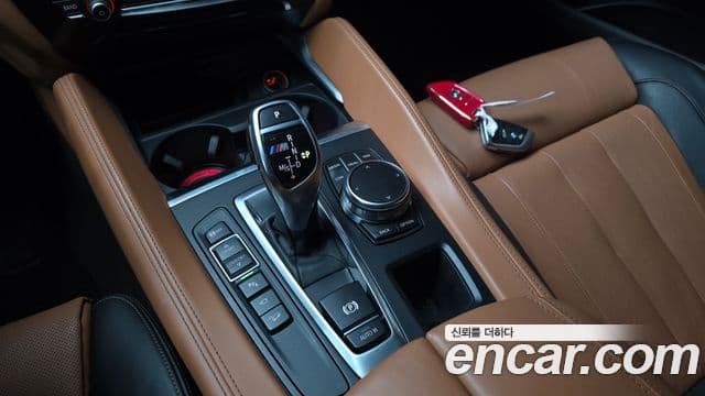 BMW X6 2018 — ფოტო 9/20