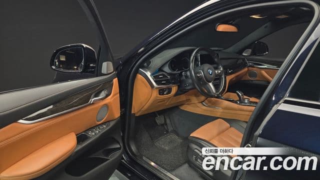 BMW X6 2018 — ფოტო 10/20