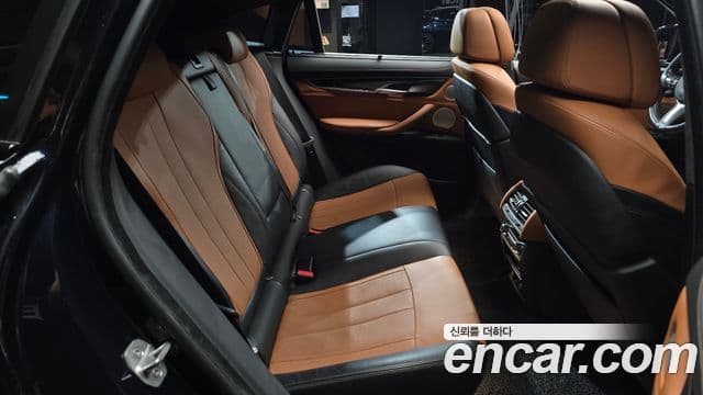 BMW X6 2018 — ფოტო 12/20