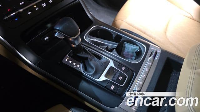 Kia Carnival 2022 — Фото 9/20