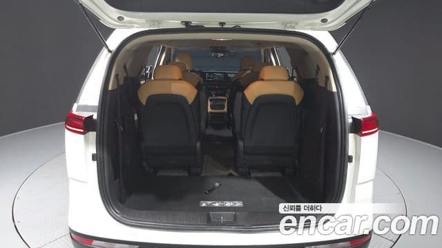 Kia Carnival 2022 — Фото 20/20