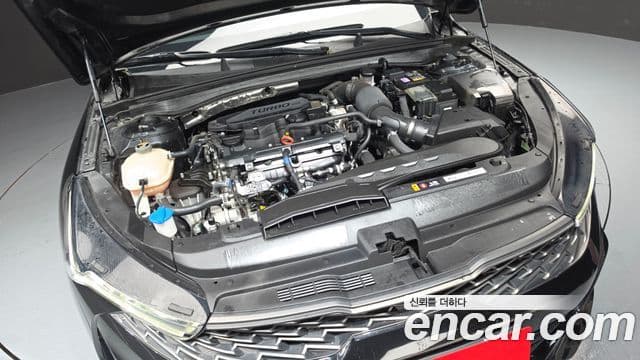 Kia K5 2022 — ფოტო 6/20