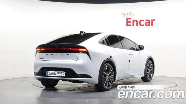Toyota Prius 2025 — Şəkil 2/20