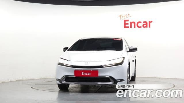 Toyota Prius 2025 — Şəkil 3/20
