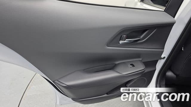 Toyota Prius 2025 — Photo 9/31