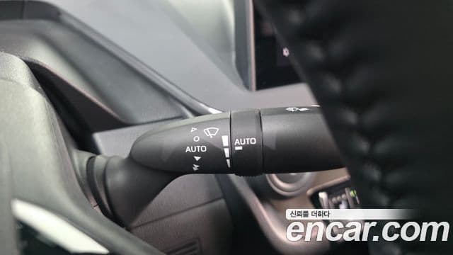Toyota Prius 2025 — Photo 22/31