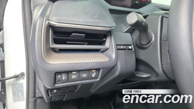 Toyota Prius 2025 — Photo 13/31