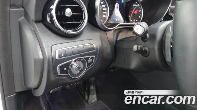 Mercedes-Benz C-Class 2020 — Фото 19/20