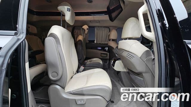 Kia Carnival 2022 — Şəkil 12/20