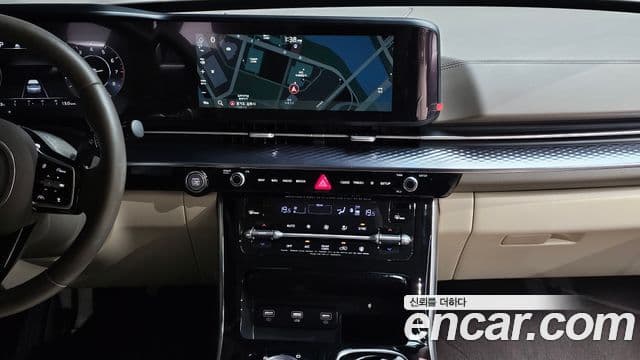 Kia Carnival 2022 — Şəkil 15/20
