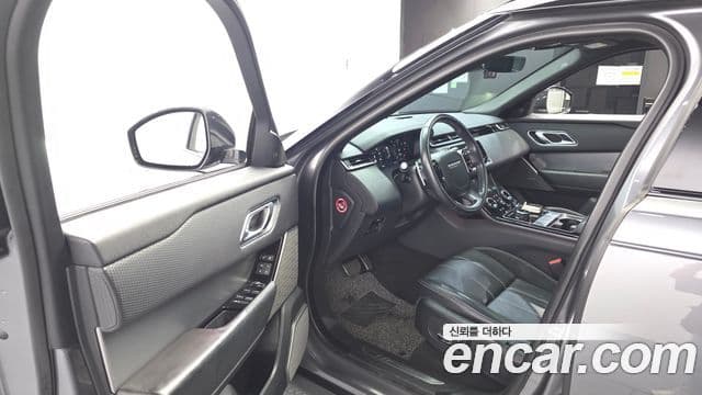 Land Rover Range Rover Velar 2019 — Şəkil 10/20