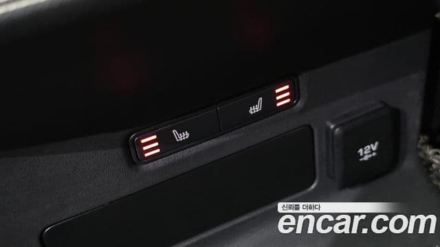 Land Rover Range Rover Velar 2019 — Şəkil 16/20