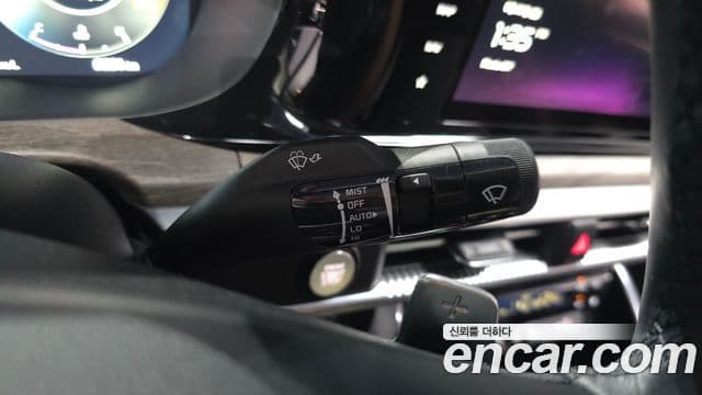Kia K5 2023 — Photo 18/32