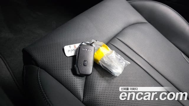 Kia K5 2023 — Photo 32/32