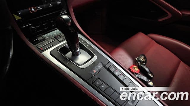 Porsche 718 Cayman 2021 — ფოტო 9/20