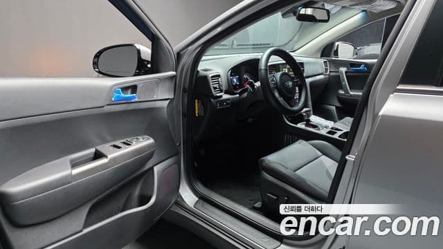 Kia Sportage The Bold 2020 — ფოტო 8/20