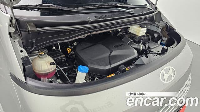 Hyundai Staria 2024 — ფოტო 6/20