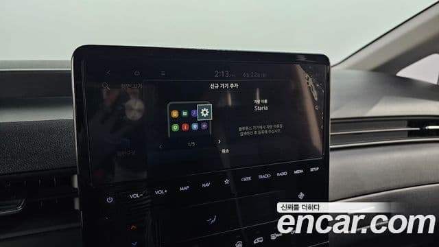 Hyundai Staria 2024 — ფოტო 19/20