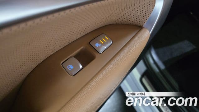 Genesis G70 2021 — ფოტო 20/20